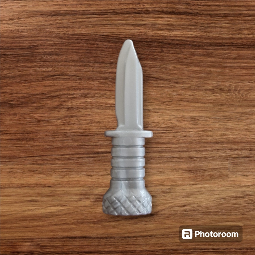 Gi joe knife sword sabre accessory for 12' action figure 1.6 scale